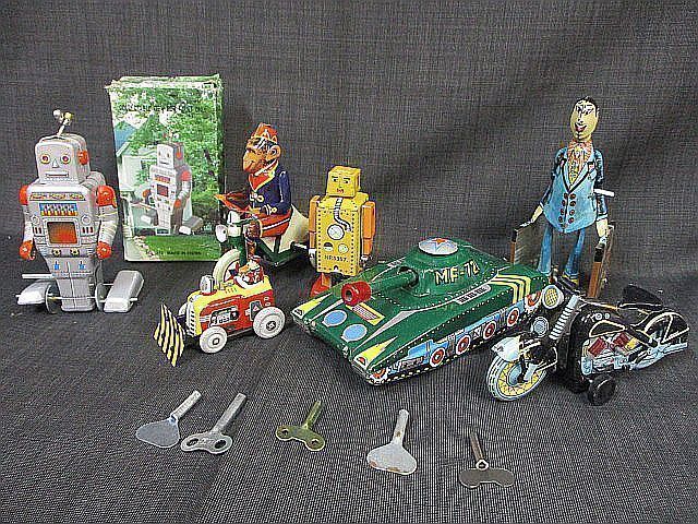 昭和 レトロ ビンテージ ゼンマイ式 ブリキ おもちゃ 戦車 バイク ロボット など おまとめ セット の買取 代行 玩具 ブリキぜんまい式 セット商品